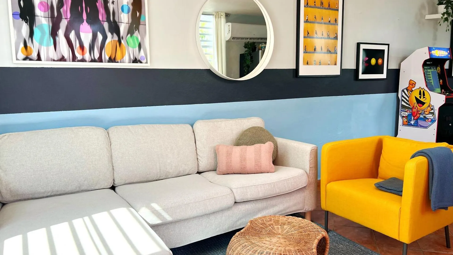 Spacious 2 Bedroom In San Juan+Parking - Steps To Beach