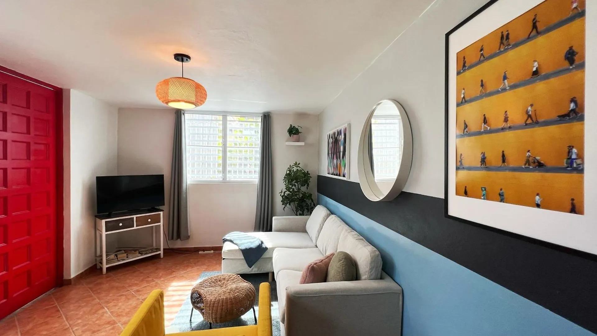 Spacious 2 Bedroom In San Juan+Parking - Steps To Beach Portoryko