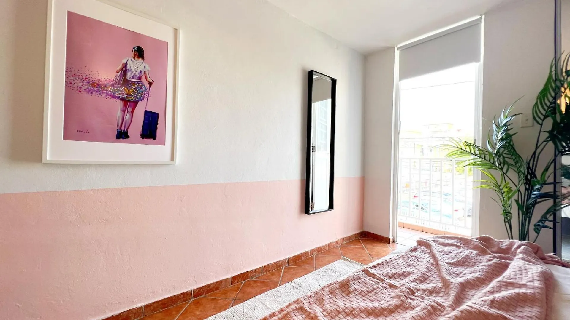 Spacious 2 Bedroom In San Juan+Parking - Steps To Beach 0*,
